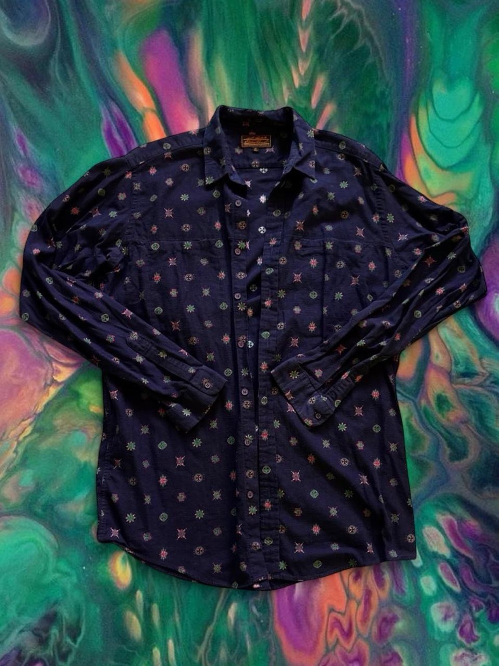Eddie Bauer Men's Navy Patterned Long-Sleeve Button-Up Shirt